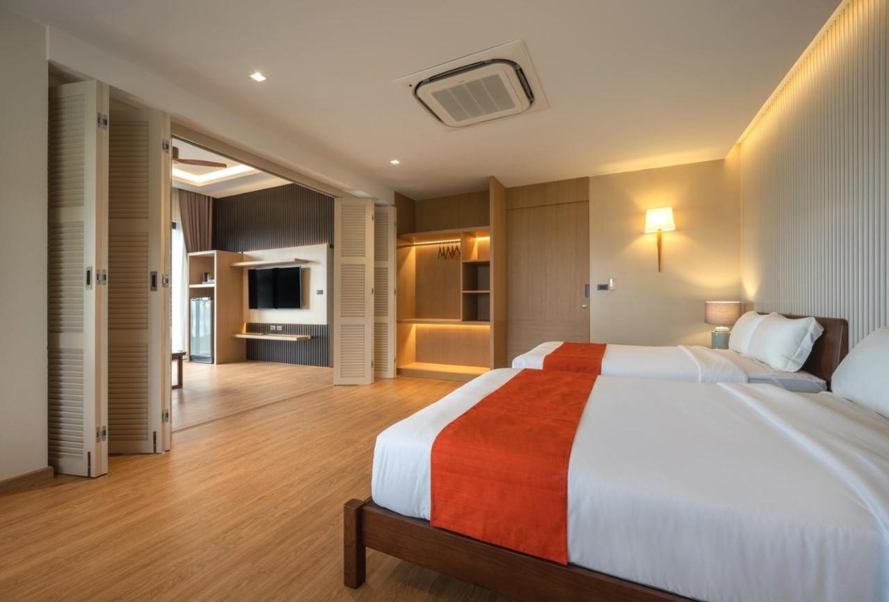 Ban Saithong Beach Resort Bang Saphan Noi Eksteriør billede