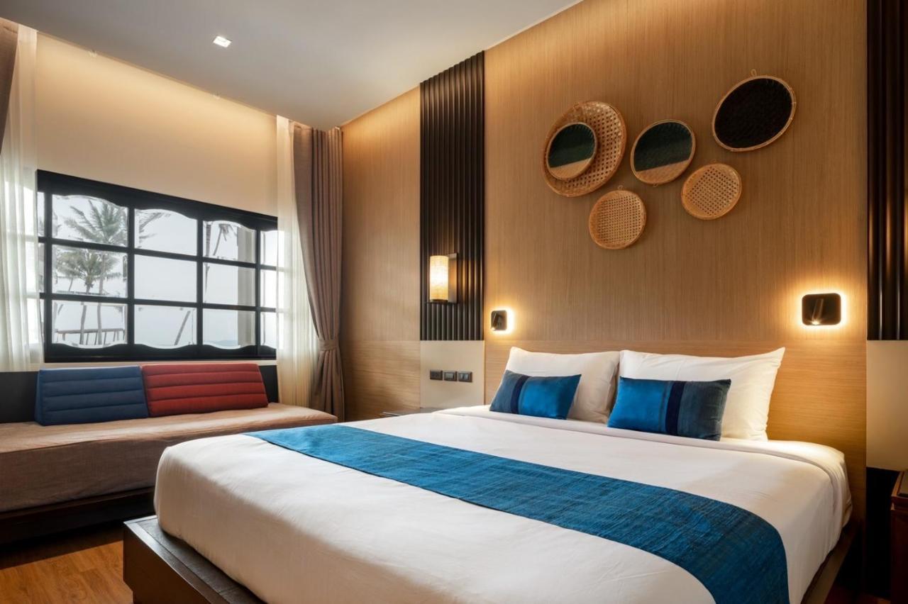Ban Saithong Beach Resort Bang Saphan Noi Eksteriør billede