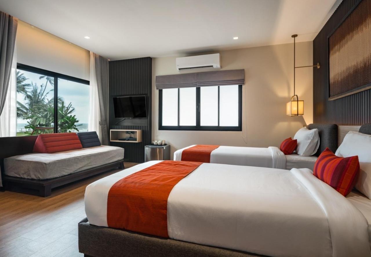 Ban Saithong Beach Resort Bang Saphan Noi Eksteriør billede