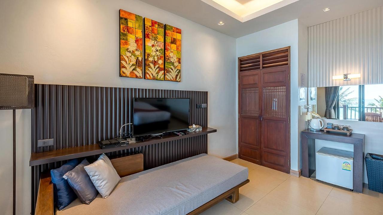 Ban Saithong Beach Resort Bang Saphan Noi Eksteriør billede