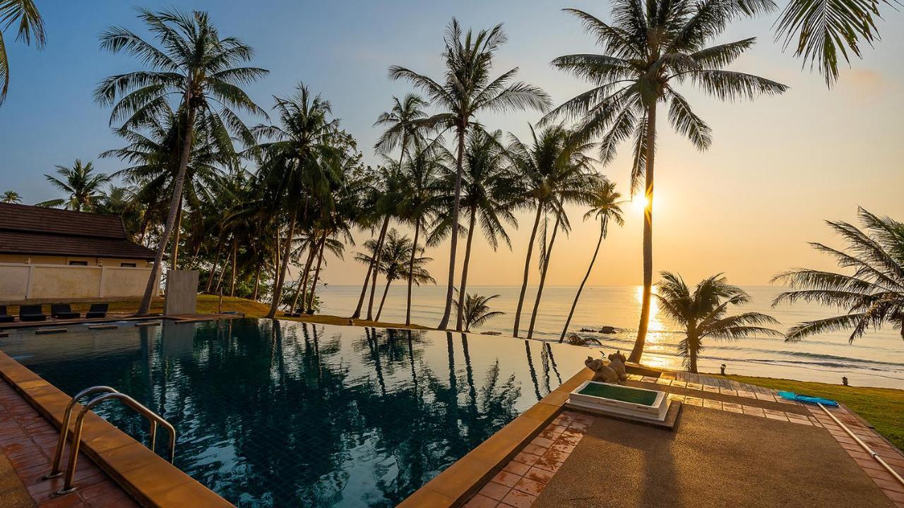 Ban Saithong Beach Resort Bang Saphan Noi Eksteriør billede