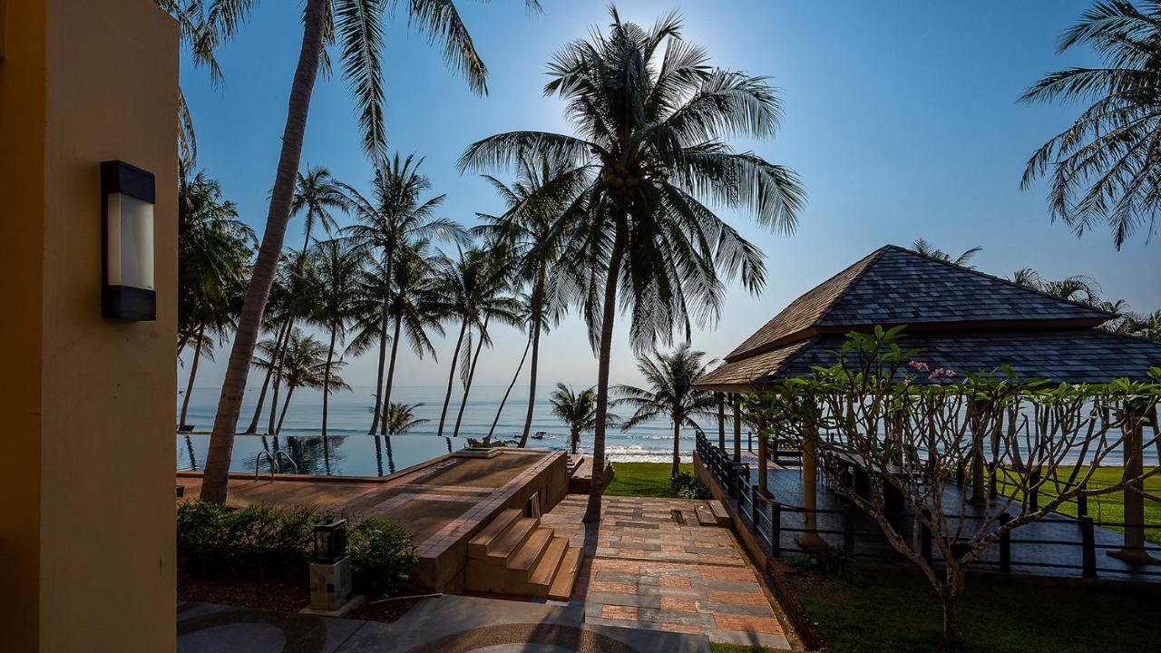 Ban Saithong Beach Resort Bang Saphan Noi Eksteriør billede