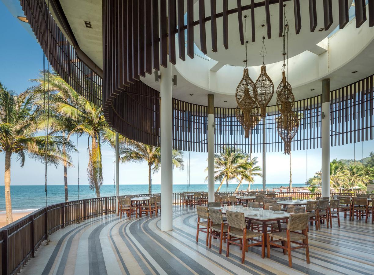 Ban Saithong Beach Resort Bang Saphan Noi Eksteriør billede